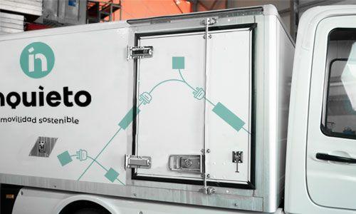 Compact electric van Cenntro Metro